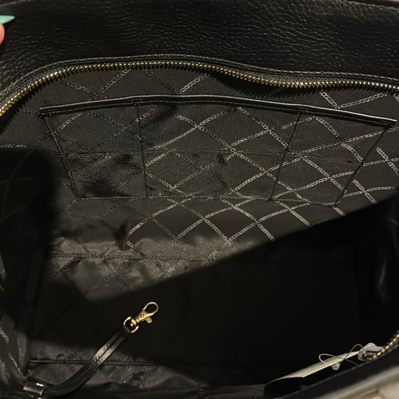 MICHAEL Michael Kors Sinclair NWT Tote Bag with front Gold Studs and top zipper - Picture 14 of 16